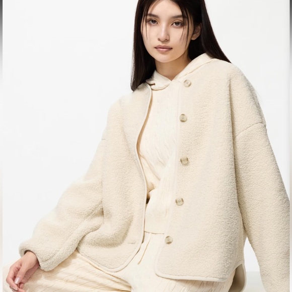 Uniqlo Jackets & Blazers - Uniqlo Women's Pile Lined Fleece Jacket
